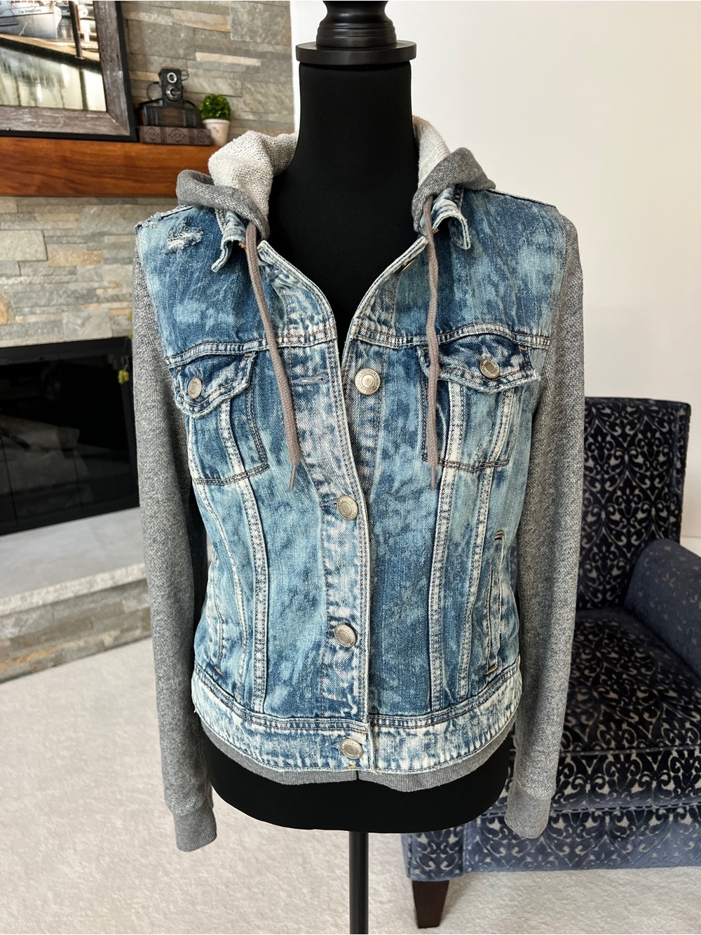 American Eagle Outfitters Tie Dye Hooded Jacket/Sweatshirt - Picture 2 of 10